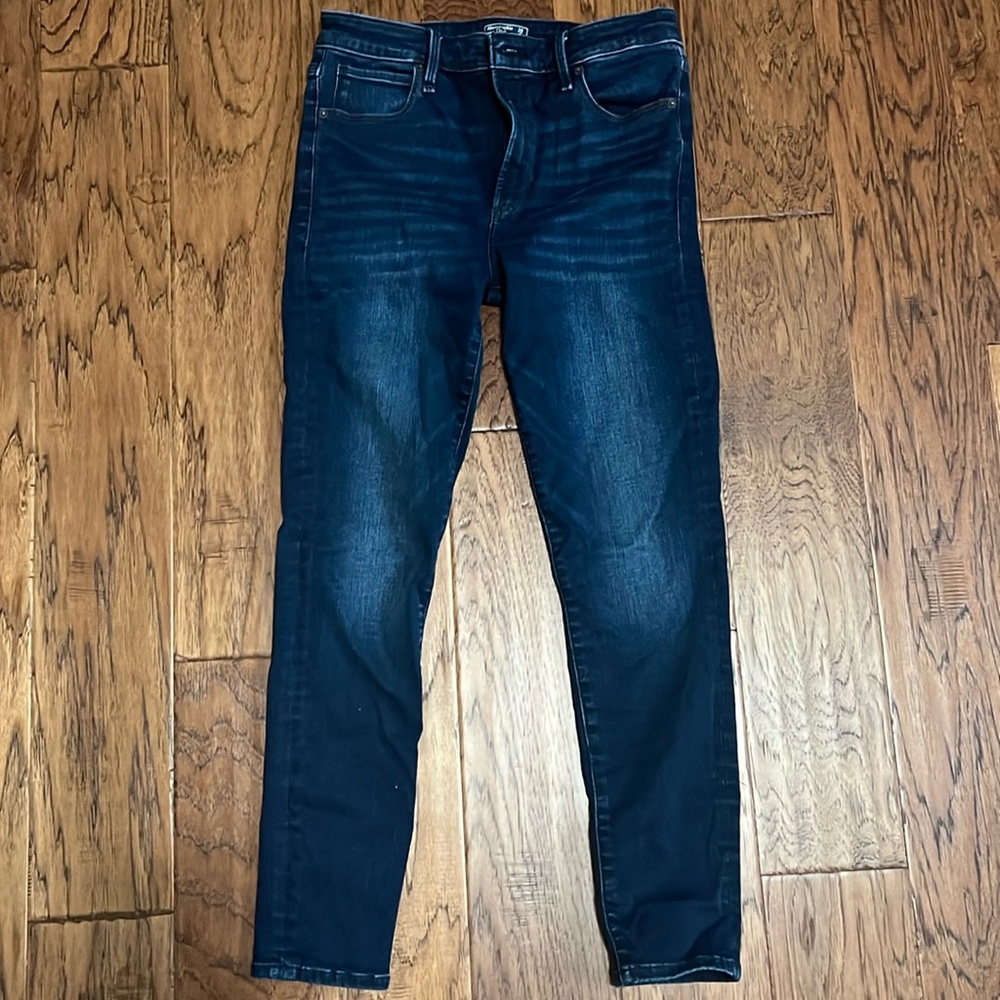 NWOT: Abercrombie & Fitch Simone High Rise Super Skinny Jeans